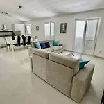 Gaga Apartament *